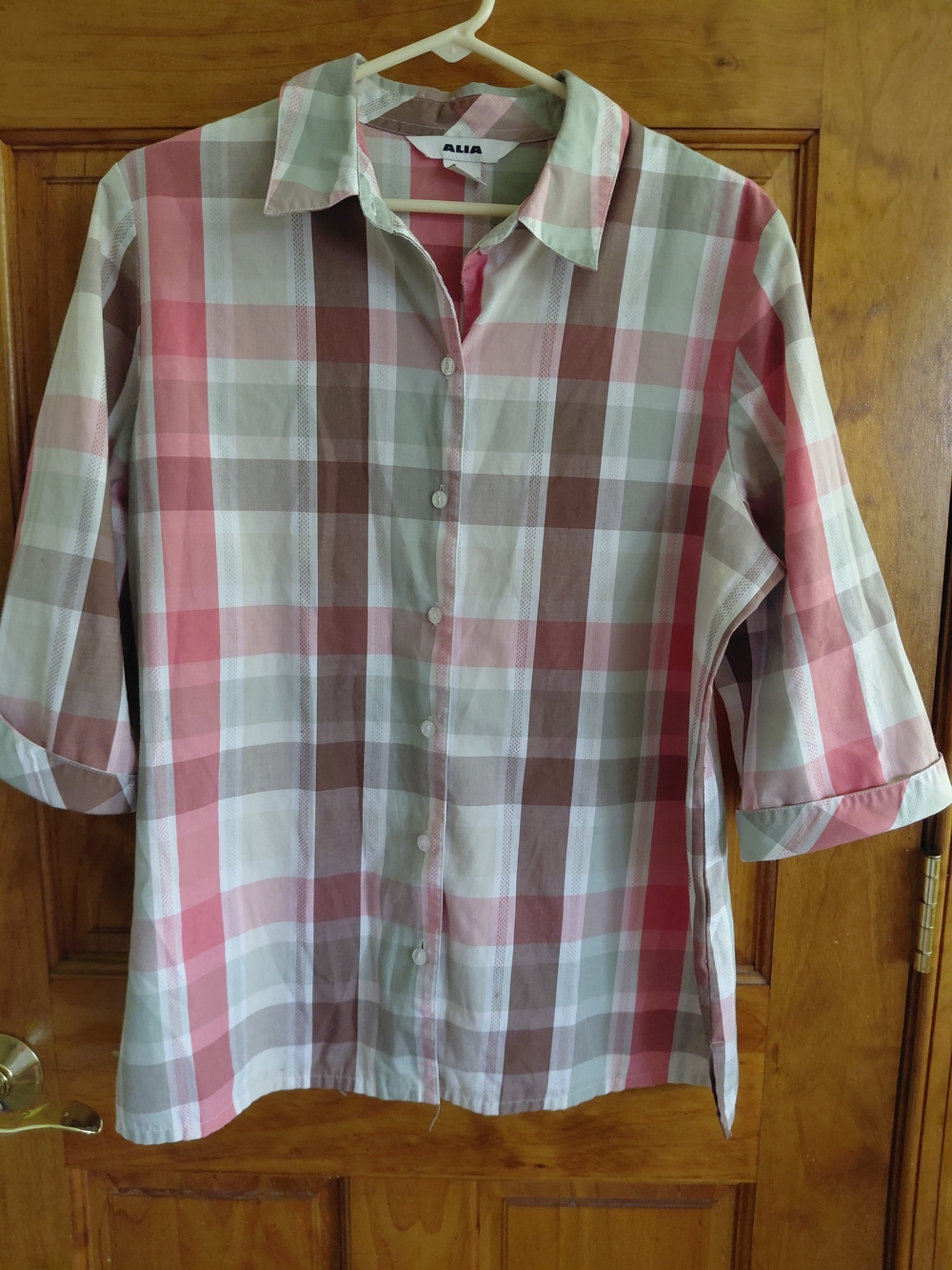ALIA Womens Pink and Brown Plaid Button-Up Shirt
